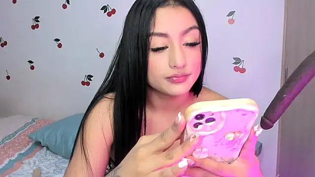 Snapshot of candy_hot999 chatting on October 27, 11:27 pm candy hot999 online show from October 27, 11:27 pm