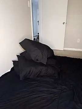 Thickkemzz41 online show from October 3, 12:58 am