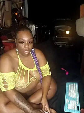 Thickkemzz41 online show from January 13, 6:17 am