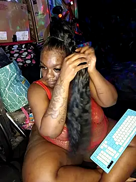 Thickkemzz41 online show from December 19, 1:09 am