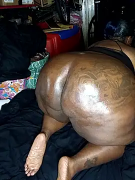 Thickkemzz41 online show from January 16, 1:31 am