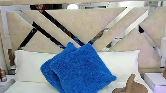 ximena vasquez8 online show from January 10, 3:13 am