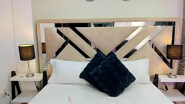 ximena vasquez8 online show from February 13, 11:05 pm