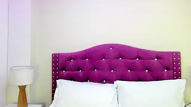 ximena vasquez8 online show from November 6, 3:21 am