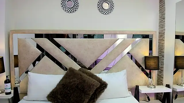 ximena vasquez8 online show from February 24, 3:18 am