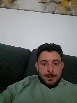 Snapshot of Shelvy29 chatting on December 2, 12:00 am Shelvy29 online show from December 2, 12:00 am