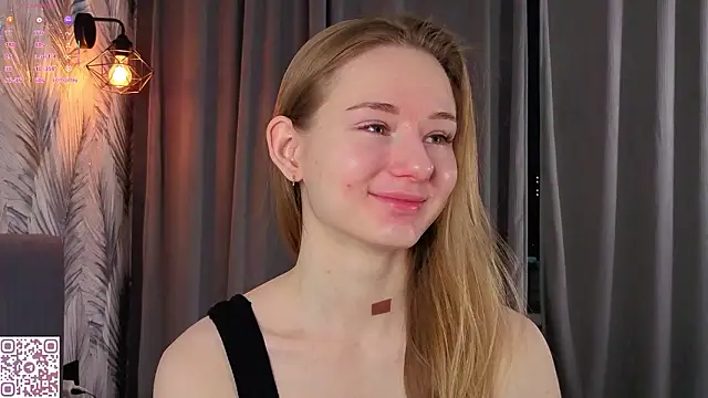 ElvinaRose online show from February 12, 2:33 am