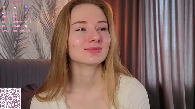 ElvinaRose online show from May 31, 6:19 am