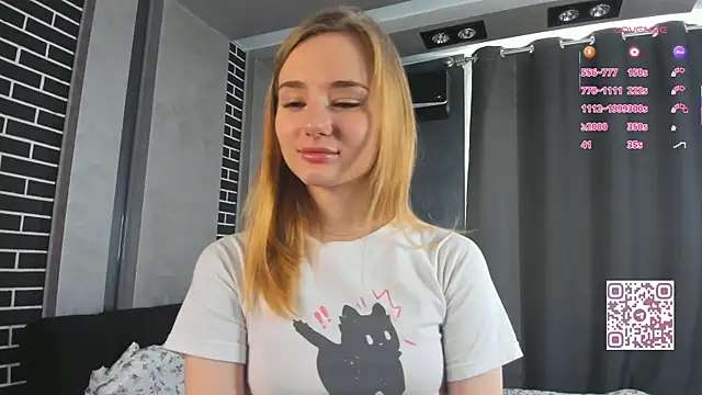 Snapshot of ElvinaRose chatting on September 22, 3:34 am ElvinaRose online show from September 22, 3:34 am