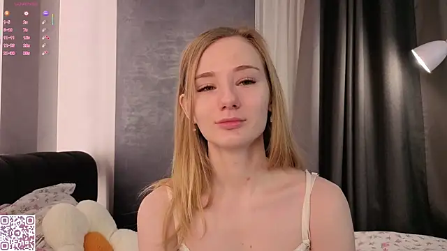 ElvinaRose online show from December 19, 2:26 am