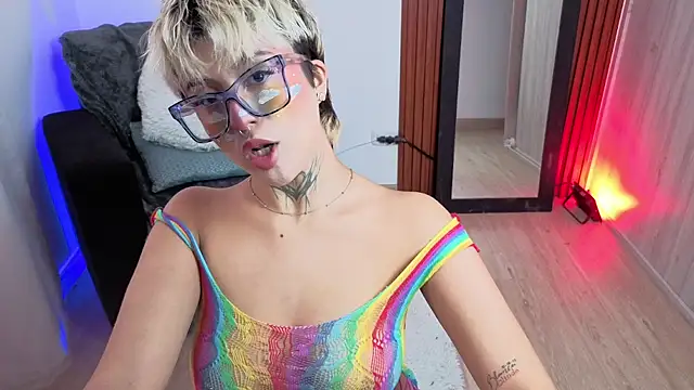 Rebeka-baker online show from May 15, 11:19 am