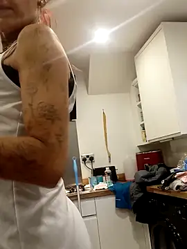 Tannedtattooed69 online show from November 11, 8:09 am