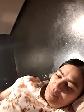 Snapshot of butterflykhash89 chatting on November 22, 12:48 pm butterflykhash89 online show from November 22, 12:48 pm