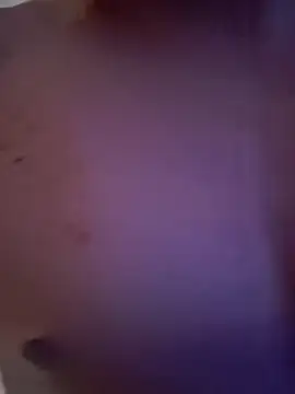 Snapshot of Leannel26 chatting on March 22, 1:56 pm Leannel26 online show from March 22, 1:56 pm