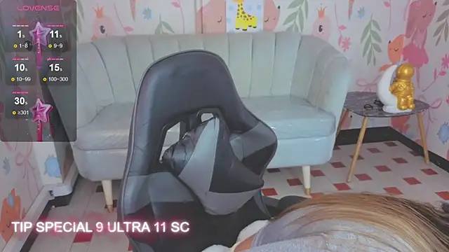 Paris09 v  online show from April 9, 3:41 am