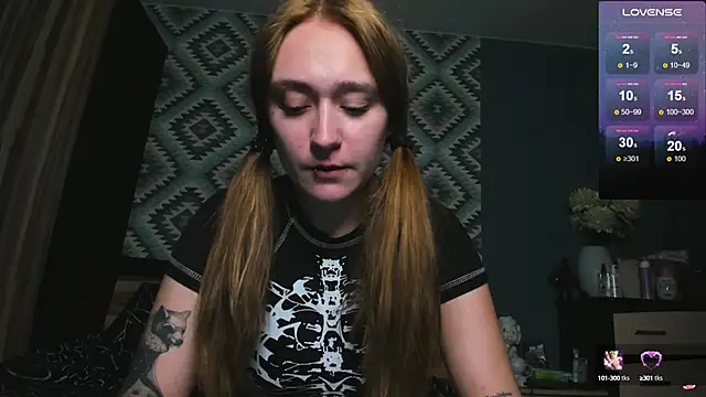 Sarah everly  online show from September 16, 10:49 am