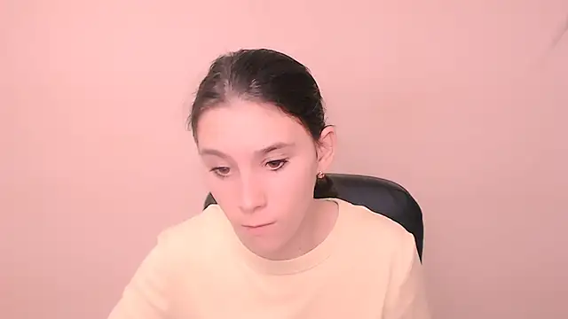 RosaRay  online show from October 29, 7:51 am