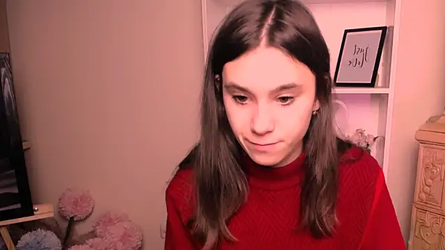 RosaRay  online show from March 3, 7:15 am