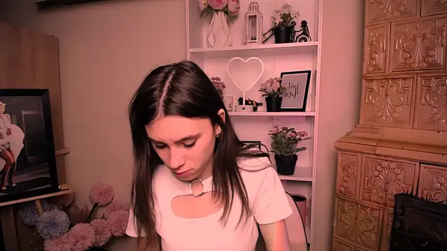 RosaRay  online show from April 1, 6:15 am