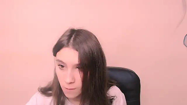 RosaRay  online show from November 11, 7:58 am