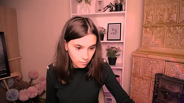 Snapshot of RosaRay_ chatting on June 12, 6:11 am RosaRay online show from June 12, 6:11 am