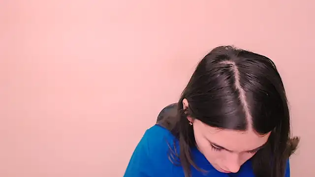 RosaRay  online show from December 3, 7:19 am