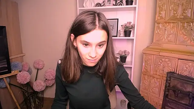 Snapshot of RosaRay_ chatting on July 11, 6:24 am RosaRay online show from July 11, 6:24 am