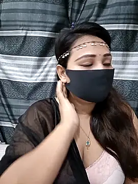 Snapshot of Mow_955 chatting on October 31, 6:15 pm Mow 955 online show from October 31, 6:15 pm