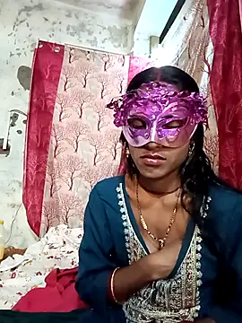Snapshot of Babhi_Love chatting on October 12, 5:58 pm Babhi Love online show from October 12, 5:58 pm