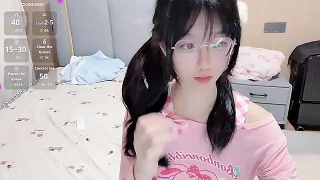 Snapshot of Pao7oO chatting on February 21, 3:58 pm Pao7oO online show from February 21, 3:58 pm