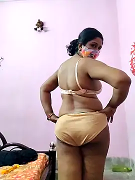 Snapshot of Rupali201 chatting on October 2, 6:28 am Rupali201 online show from October 2, 6:28 am
