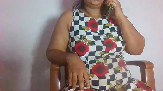 Snapshot of subodhii chatting on October 10, 6:25 am subodhii online show from October 10, 6:25 am