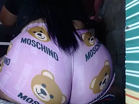 salmaextremeperver online show from November 6, 7:18 pm