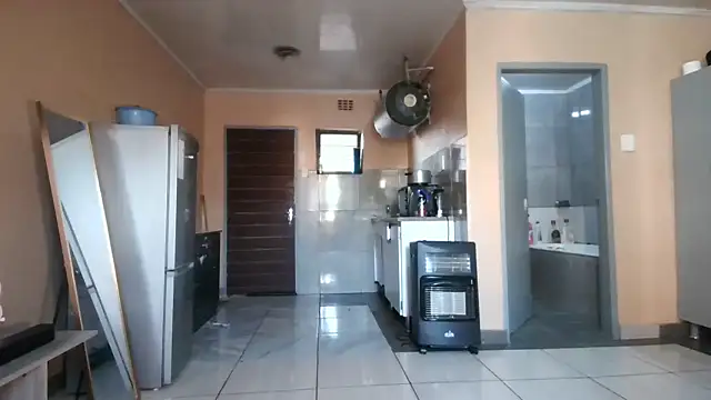 Snapshot of BusybooobsXXX3 chatting on October 19, 4:15 am BusybooobsXXX3 online show from October 19, 4:15 am