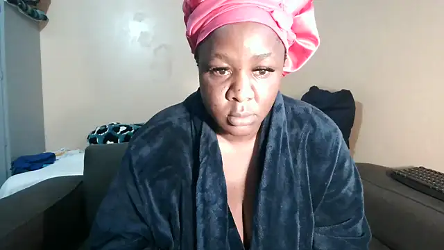 Snapshot of BusybooobsXXX3 chatting on October 8, 3:52 am BusybooobsXXX3 online show from October 8, 3:52 am