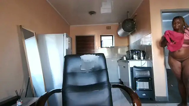 BusybooobsXXX3 online show from February 8, 4:32 am