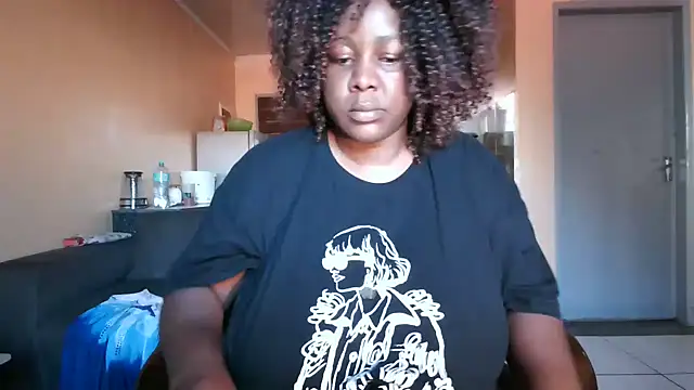 Snapshot of BusybooobsXXX3 chatting on June 16, 6:35 am BusybooobsXXX3 online show from June 16, 6:35 am