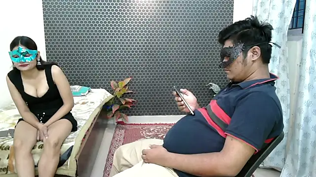 sexyrihana223 online show from April 13, 6:12 pm