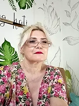 Snapshot of Catty_Lady chatting on July 8, 7:03 pm Catty Lady online show from July 8, 7:03 pm