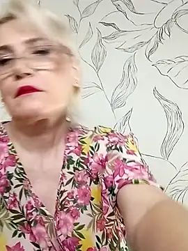 Snapshot of Catty_Lady chatting on July 9, 7:57 pm Catty Lady online show from July 9, 7:57 pm