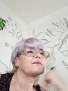 Catty Lady online show from March 3, 7:54 pm