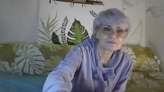 Catty Lady online show from January 10, 7:31 pm