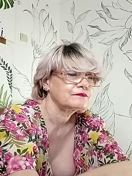 Snapshot of Catty_Lady chatting on May 13, 7:10 pm Catty Lady online show from May 13, 7:10 pm