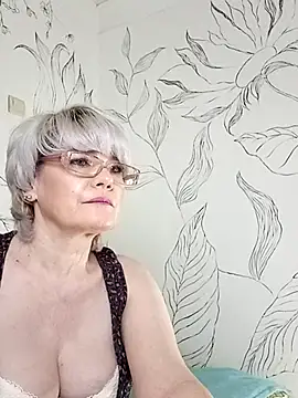 Catty Lady online show from March 27, 7:48 pm