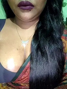 Snapshot of JIYA-04 chatting on July 4, 6:56 pm JIYA-04 online show from July 4, 6:56 pm