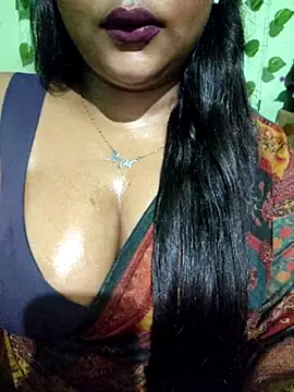 Snapshot of JIYA-04 chatting on June 7, 2:22 pm JIYA-04 online show from June 7, 2:22 pm