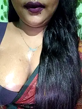 Snapshot of JIYA-04 chatting on June 24, 6:39 pm JIYA-04 online show from June 24, 6:39 pm