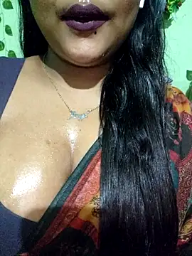 Snapshot of JIYA-04 chatting on June 30, 2:06 pm JIYA-04 online show from June 30, 2:06 pm