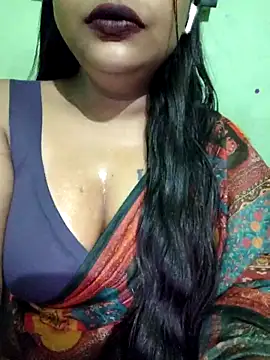 Snapshot of JIYA-04 chatting on September 12, 6:35 am JIYA-04 online show from September 12, 6:35 am