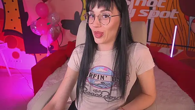 EviLune online show from February 20, 9:17 pm